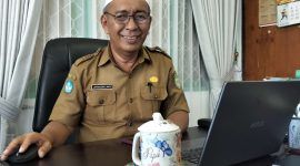 Kepsek SMAN 3 Kota Ternate, Maluku Utara, Jafar Suraji Naya, S.Pd