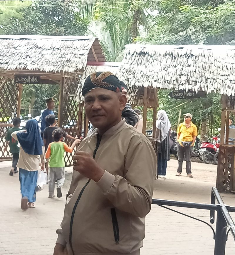 Ketua LSM LIRA Malut, Said Alkatiri, S.Pd