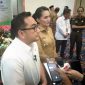 Ketua Komisi II DPR RI, Rifqinizamy Karsayuda, di dampingi Gubernur Malut, saat wawancara di Sahid Bella Hotel 