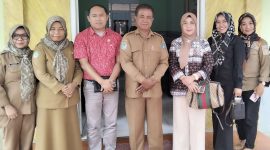 Kadiskop dan UKM Kota Ternate dan jajaran bersama Komisi II DPRD Malut (Foto Celebes99)
