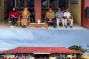 Camat Kecamatan Pulau Ternate (Gamlamo), Royandi Nasir, SH, saat pimpin apel lounching giat HUT RI ke-80 