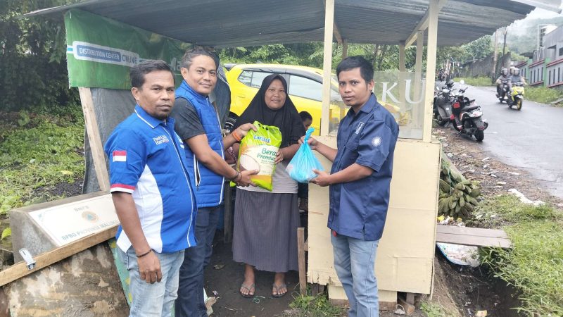 Peringati HUT PAN ke-27, DPD PAN Kota Ternate berbagi rezeki 