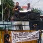 Ketua LSM LIDIK Malut, pimpin aksi di depan Kantor Perwakilan PT. Harita Grup 