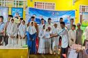 Anggota DPRD Morotai Fraksi PAN, serahkan bingkisan ke siswa/i Mis H Achmad Syukur