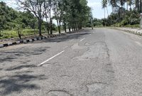 Kondisi Rias Jalan utama Ibu Kota Provinsi Maluku Utara, arah menuju Kantor Gubernur 