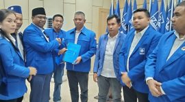 Penyerahan Berita Acara Musda